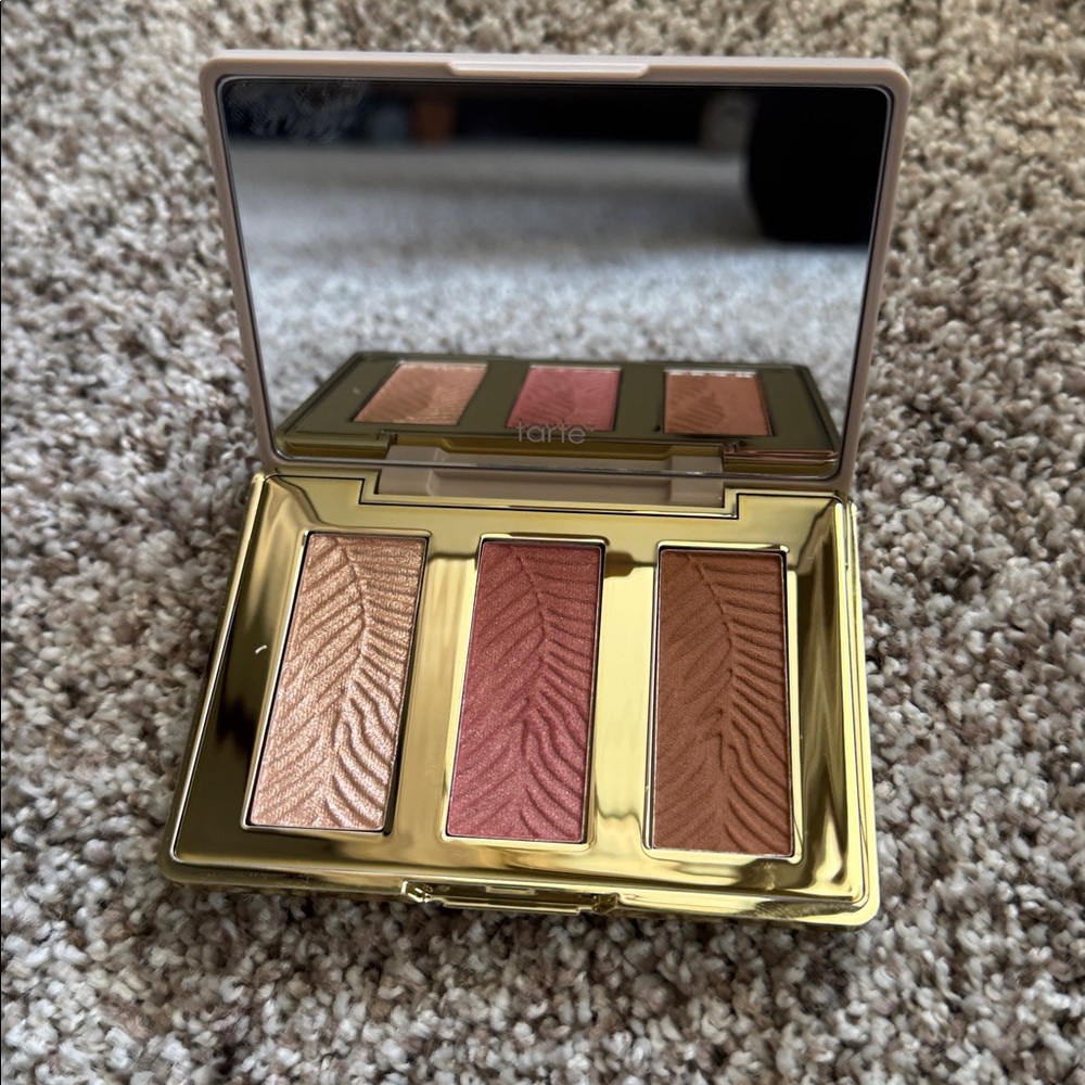 Tarte Glamazon Compact